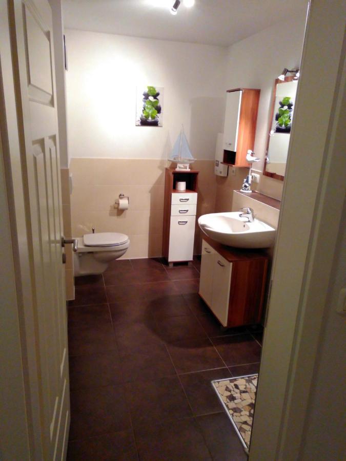 Quartier4U - 4 Sterne - Inklusive Eigene Bikebox Mit Strom - Waeschepaket - Power Wlan - Parkplatz # Bestpreisgarantie # Цингст Екстер'єр фото